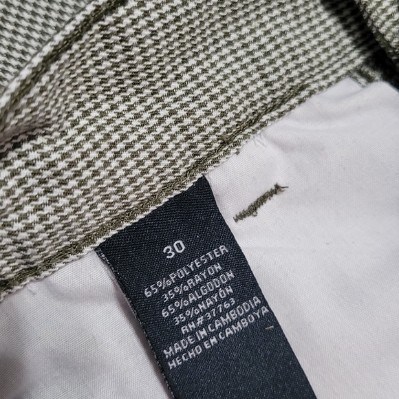 Men's gotcha olive green shorts size 30 - Picture 4 of 7